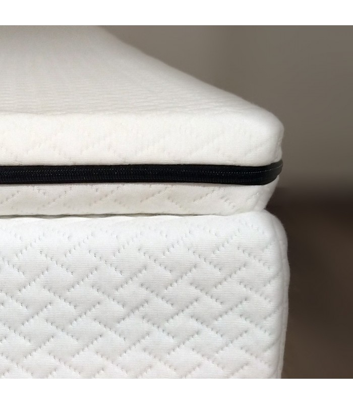 Topper memory foam sfoderabile. Altezza 5 cm